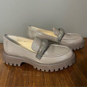 VANELi Women's Zaya platform loafer Like new condition. Women’s size 9.5 Narrow